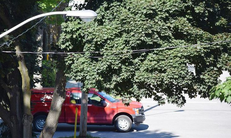 Orillia has a lightbulb moment as it tackles greenhouse gas output